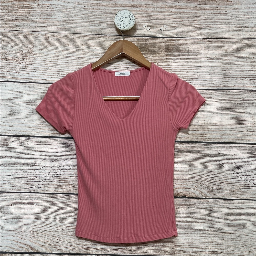 Active USA Women's Ribbed Mauve Short Sleeve Shirt Small